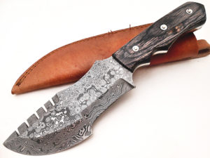 Handmade forged Damascus Steel full tang blade Tracker knife