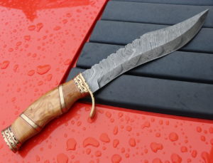 Handmade Bowie hunting Damascus Knife Olive wood handle