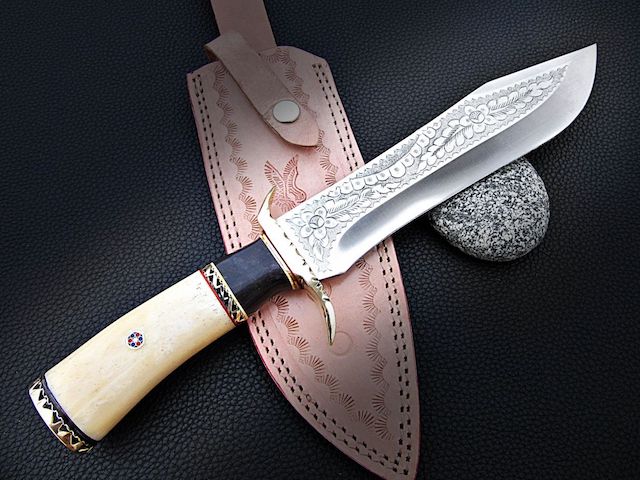 Bmk-50 Blue Bone Copper Engraved Handmade Damascus Steel Hunting Knife