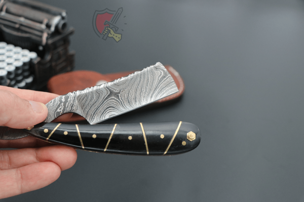 Damascus Steel Shaver knife