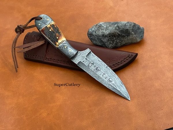 Hand Forged Damascus Steel Stag Skinner Knife